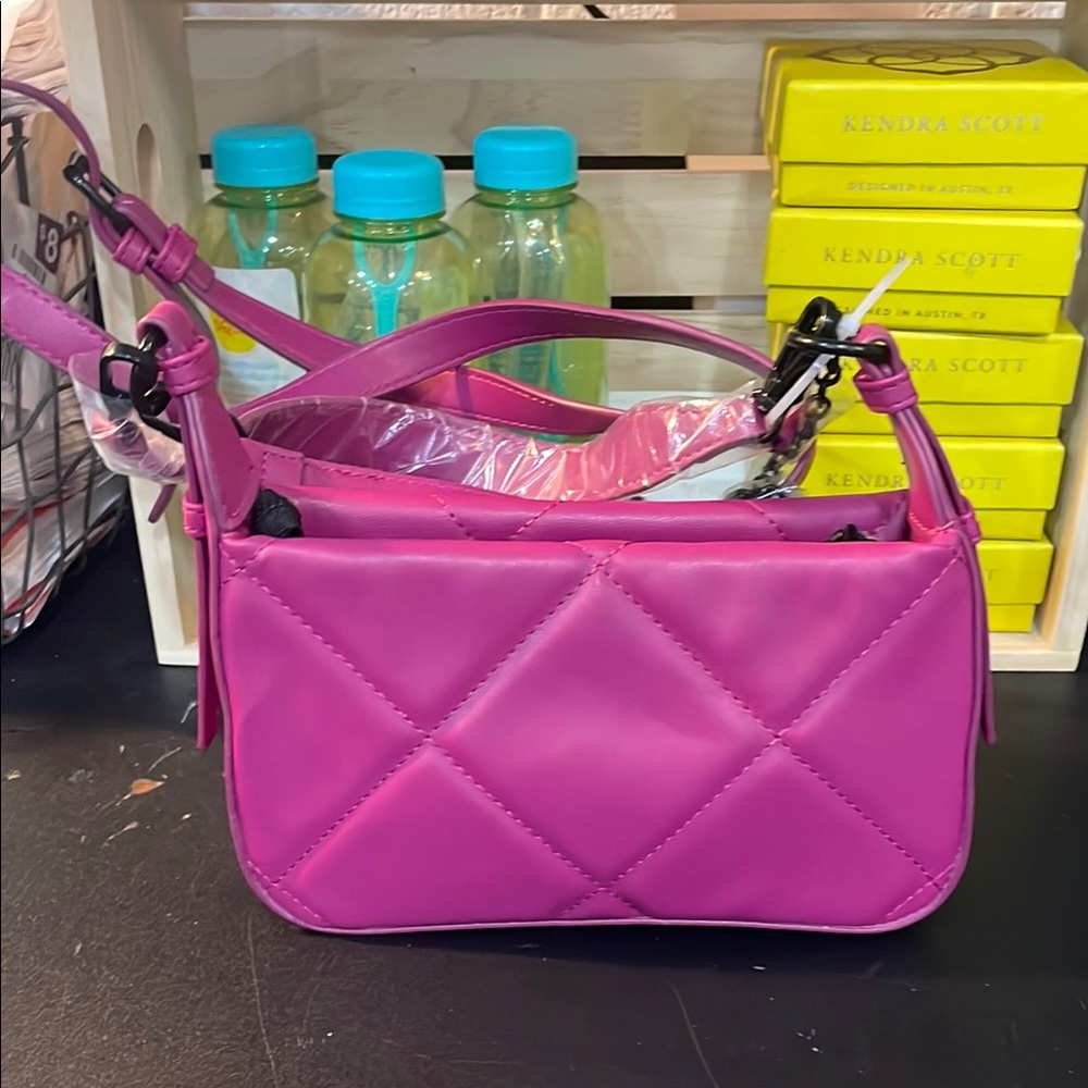 Pink Quilted Women's Bag - Picture 2 of 3